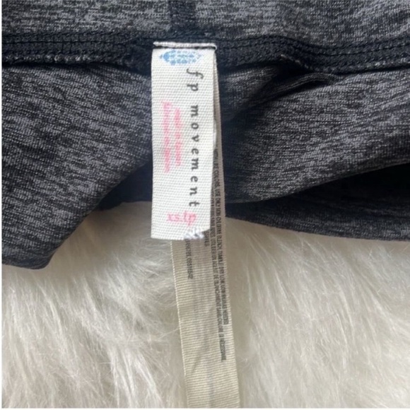 Free People Movement Infinity Cutout 3/4 Length Leggings XS Heather Grey - Picture 9 of 14